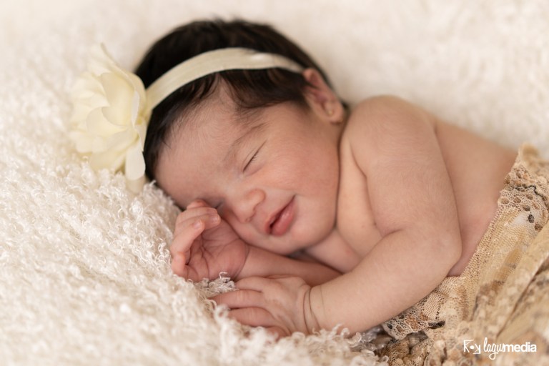 Newborn Lourdes LOGO-1